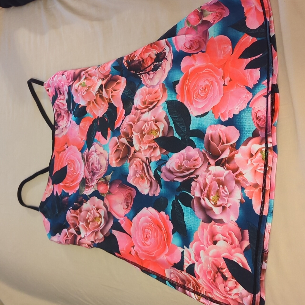 Floral Lululemon Tank Top with built in bra